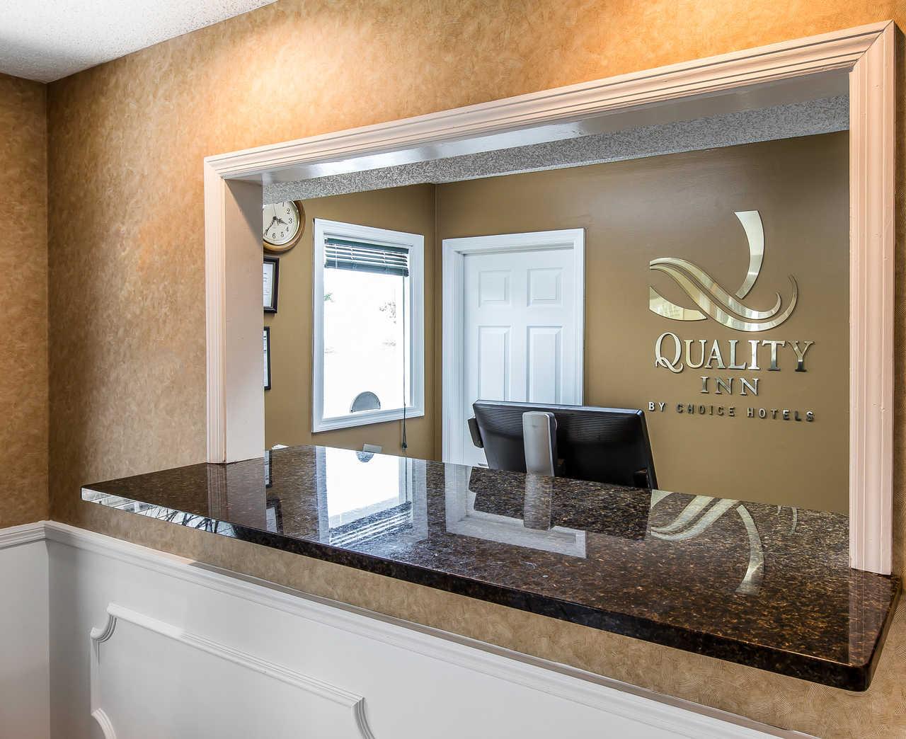 Quality Inn Thomaston Exterior photo