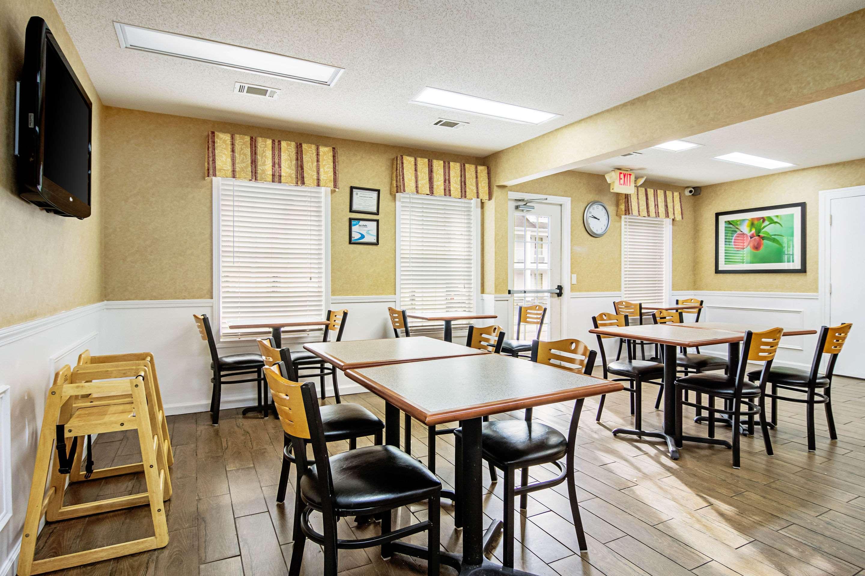 Quality Inn Thomaston Exterior photo